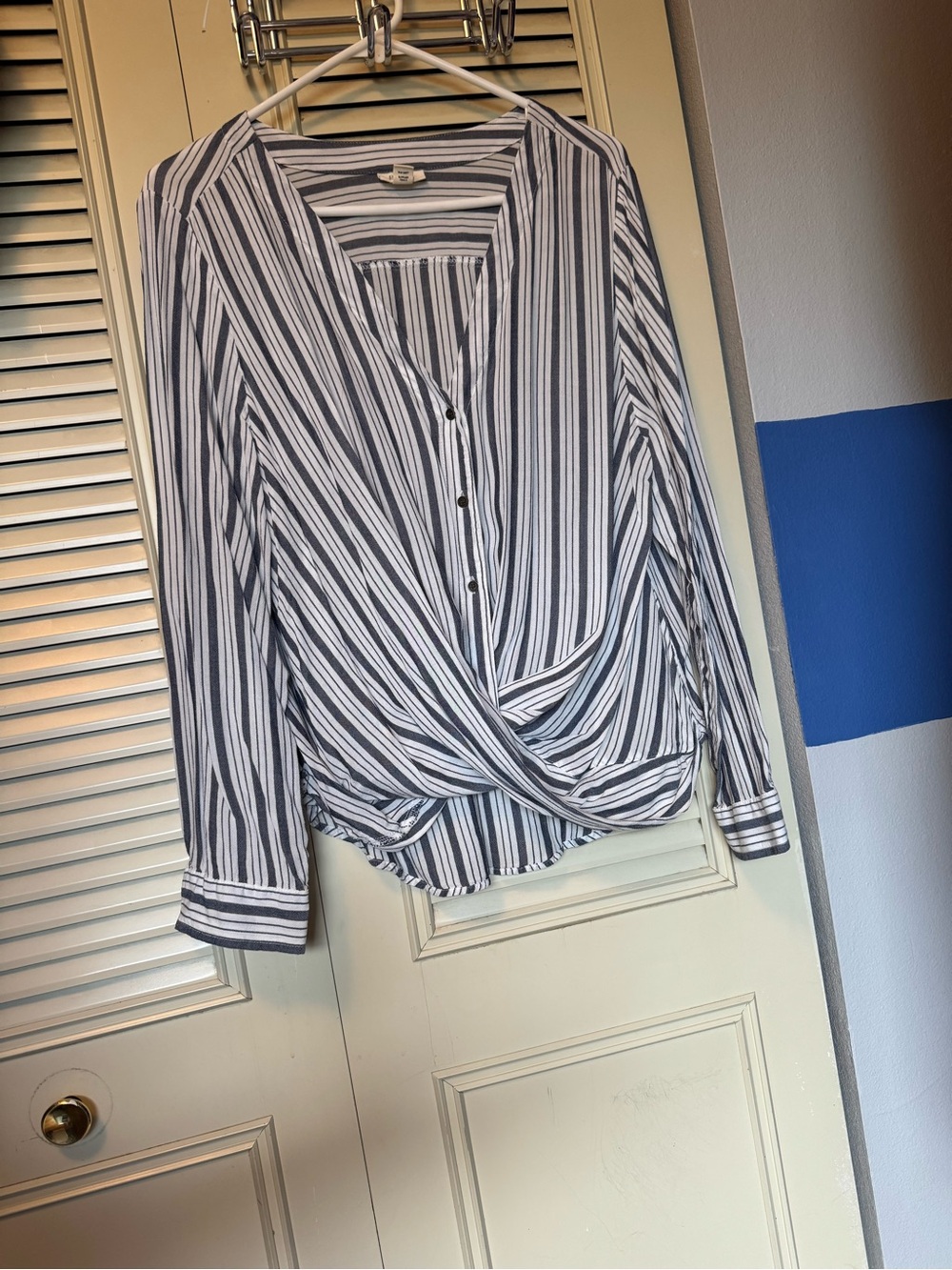 a.n.a Striped Twist-Front Button-Down Blouse - White & Navy